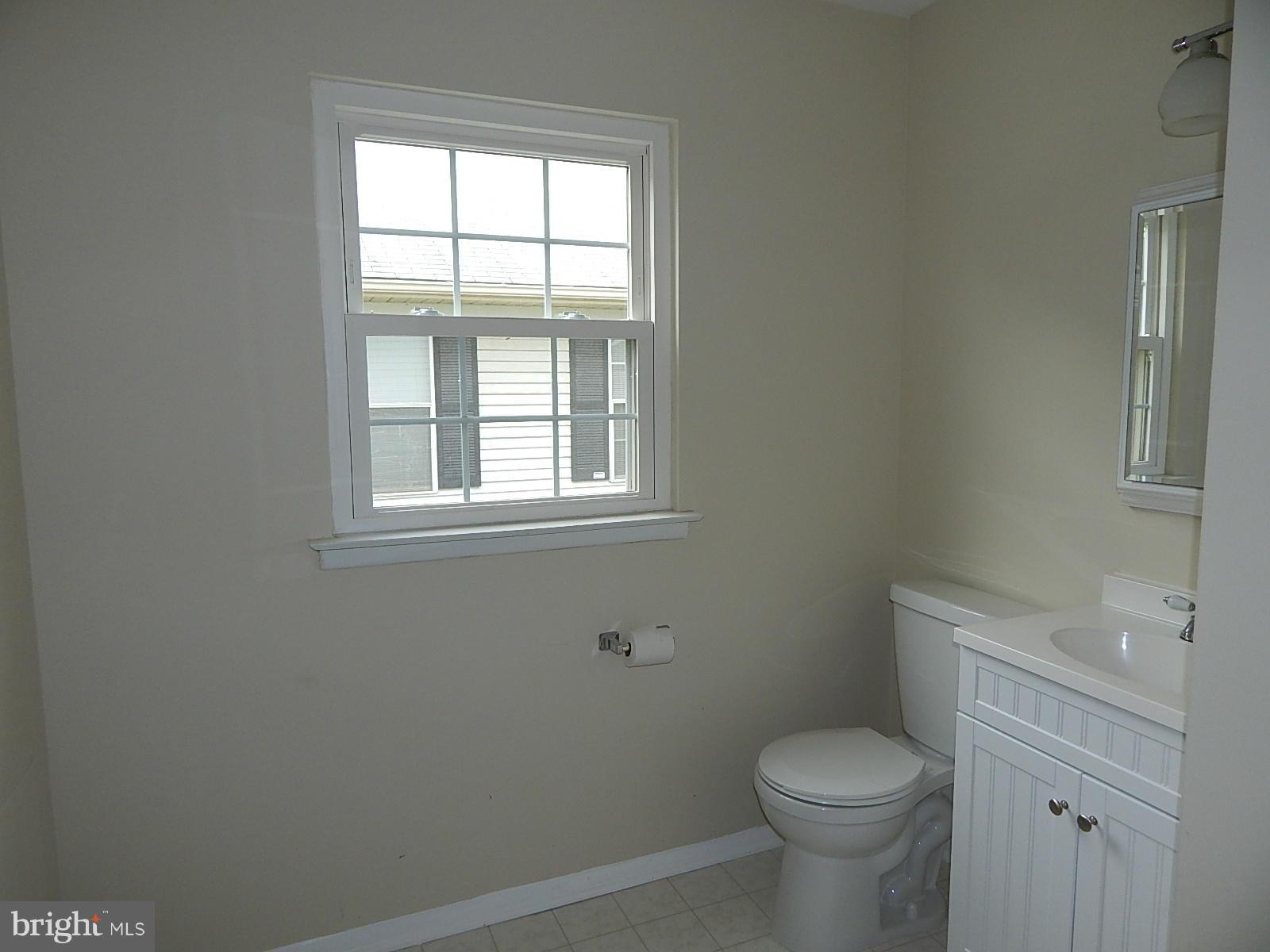 7078 Catalpa Road Frederick, MD 21703 - Photo 3 of 9 Bath