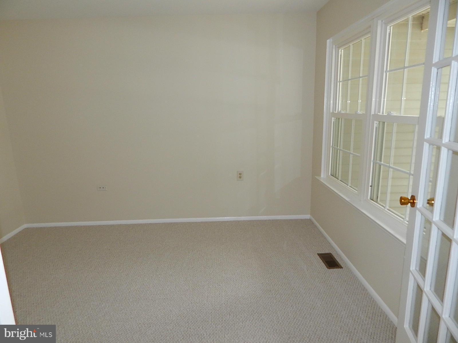 7078 Catalpa Road Frederick, MD 21703 - Photo 4 of 9 Study