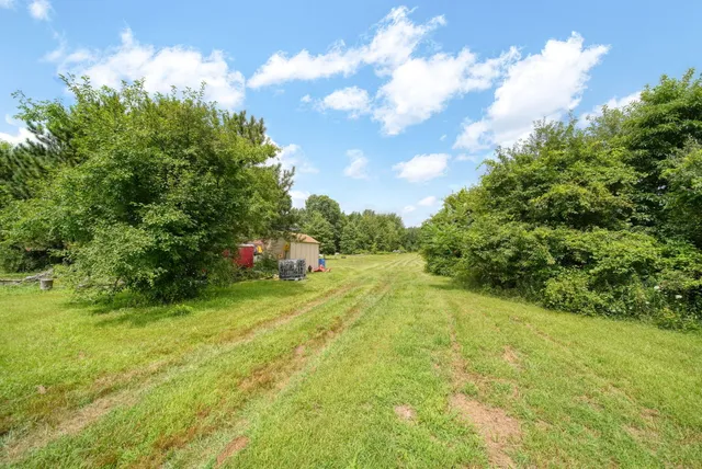 $165,000 | 7433 Milan-Oakville Road, Milan, MI 48160