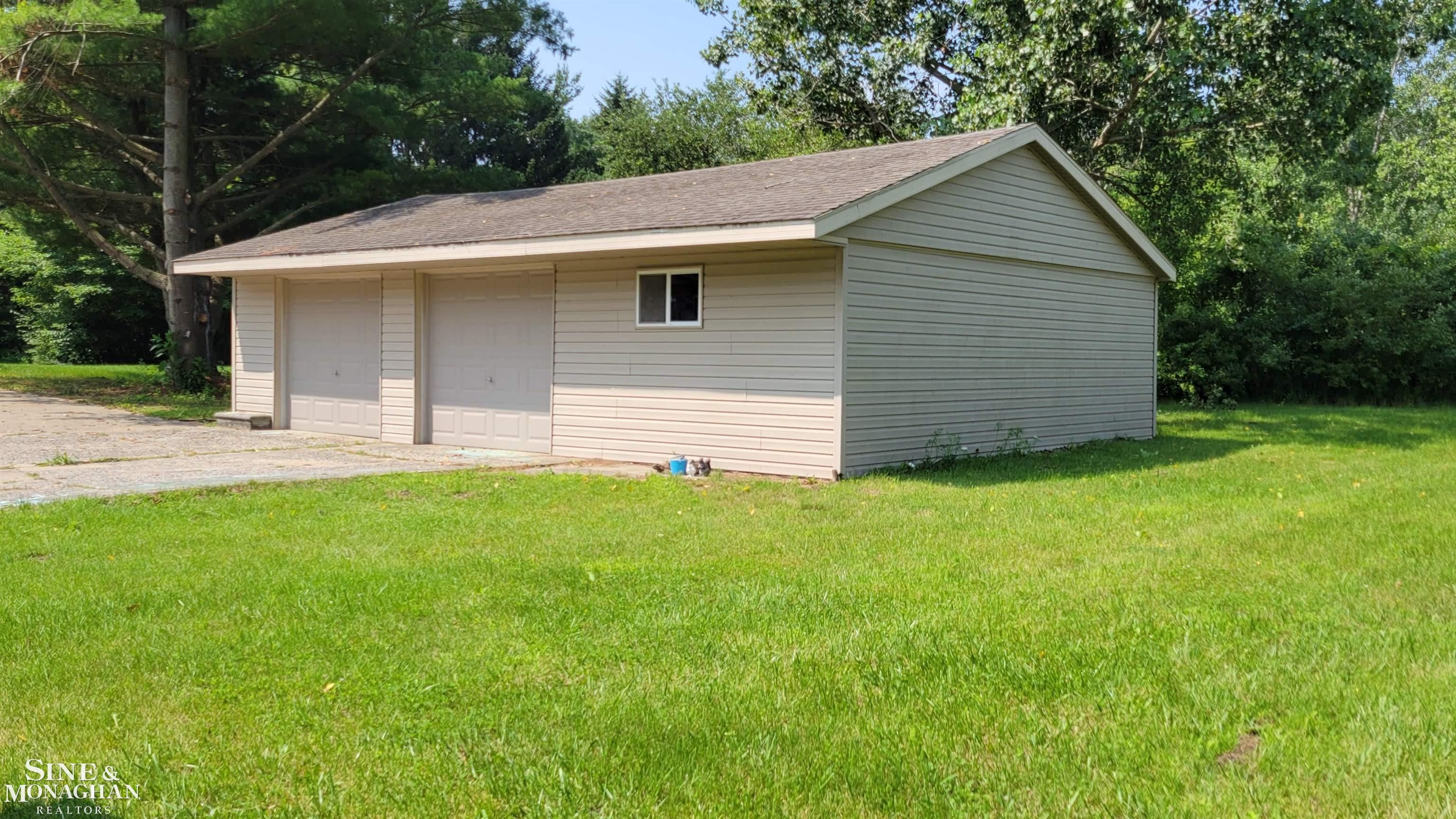 543 Palms Road Goodells, MI 48027 - Photo 29 of 35