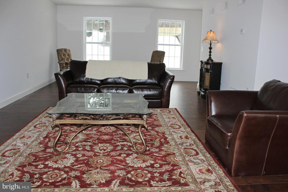 315 B Owl Hill Road Lititz, PA 17543 - Photo 3 of 21