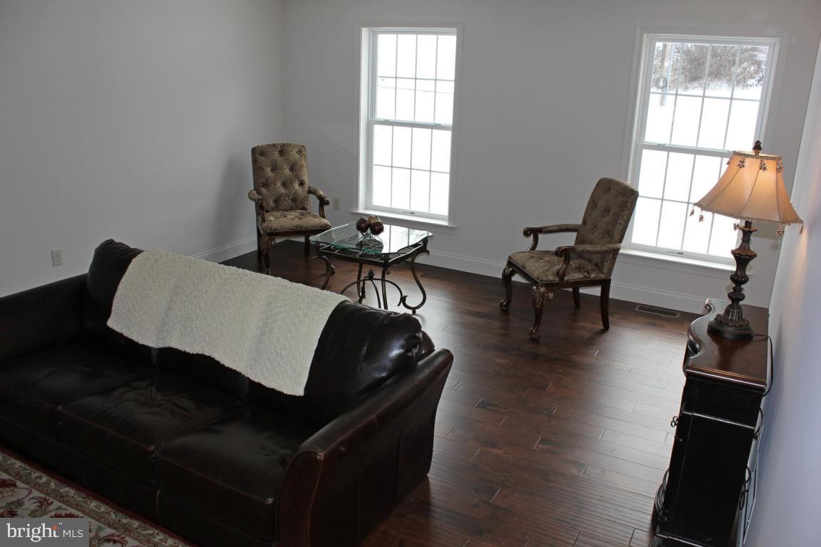 315 B Owl Hill Road Lititz, PA 17543 - Photo 5 of 21