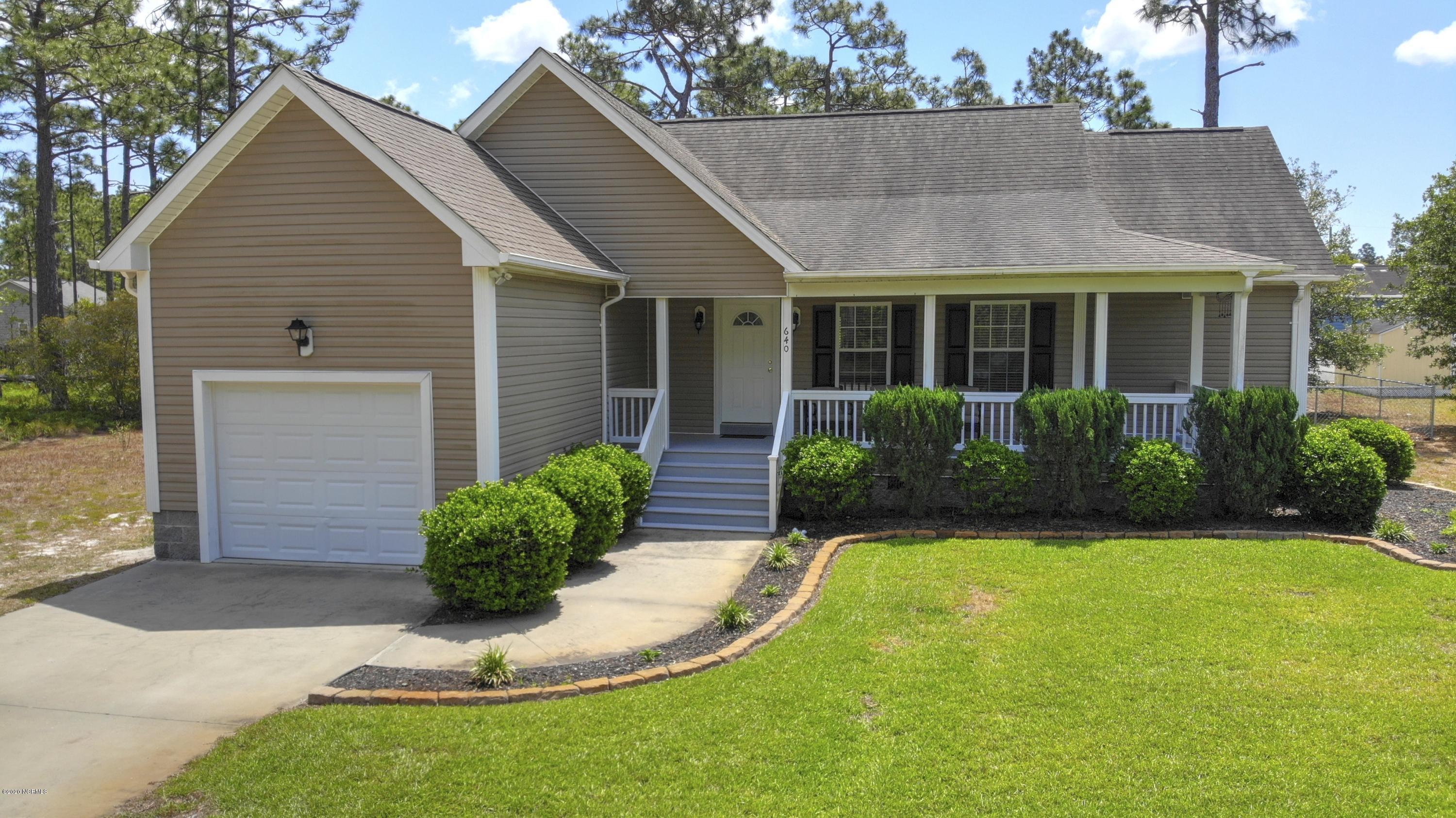 640 Greenmoss Road Southport, NC 28461 - Photo 1 of 32 640green - 9