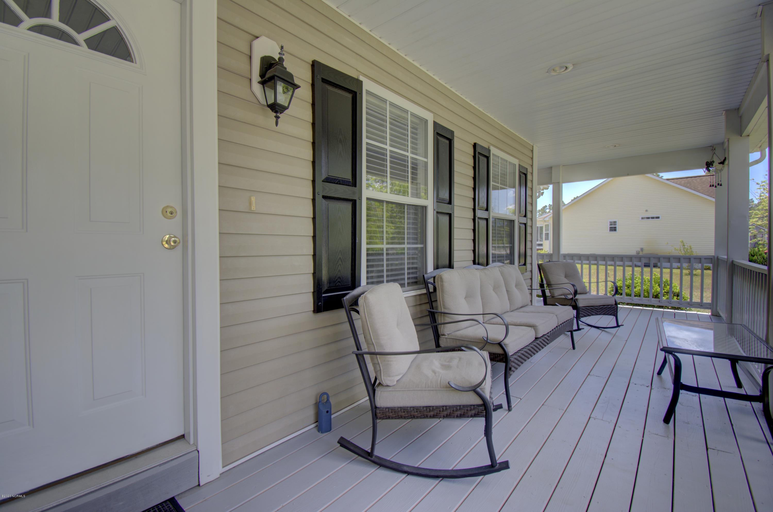 640 Greenmoss Road Southport, NC 28461 - Photo 3 of 32 640green - 34