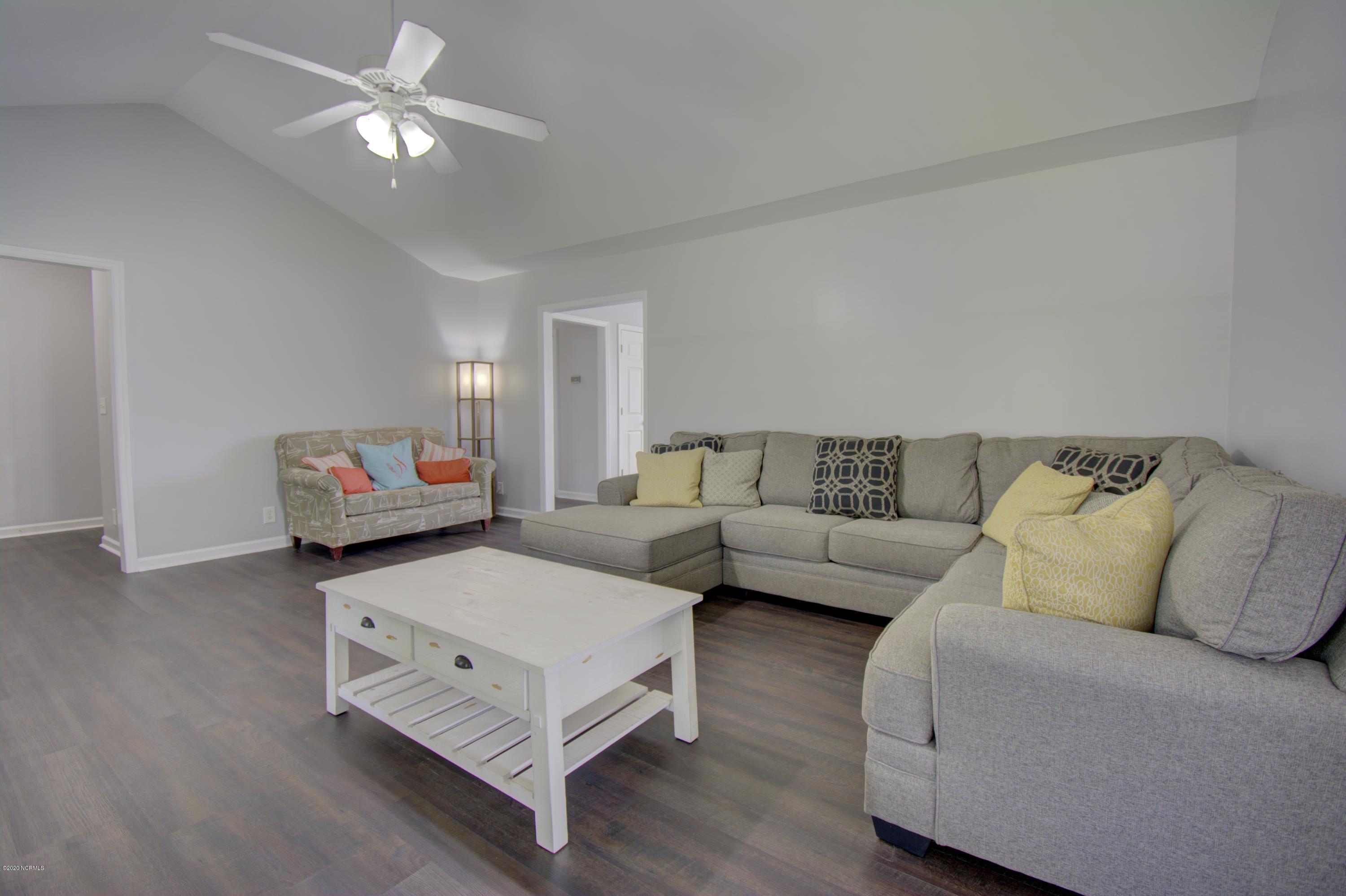640 Greenmoss Road Southport, NC 28461 - Photo 8 of 32 640green - 29
