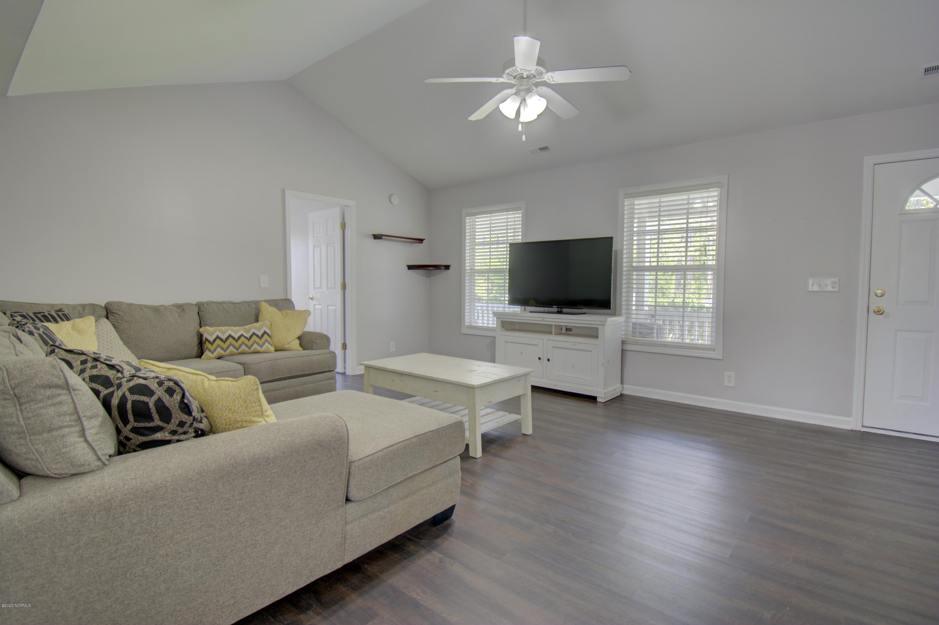 640 Greenmoss Road Southport, NC 28461 - Photo 10 of 32 640green - 21