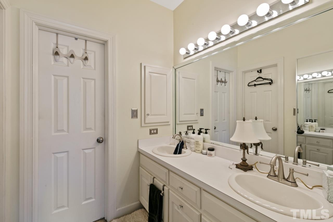 1300 Waverly Road Northwest Wilson, NC 27896 - Photo 9 of 10 Gallery Image 9