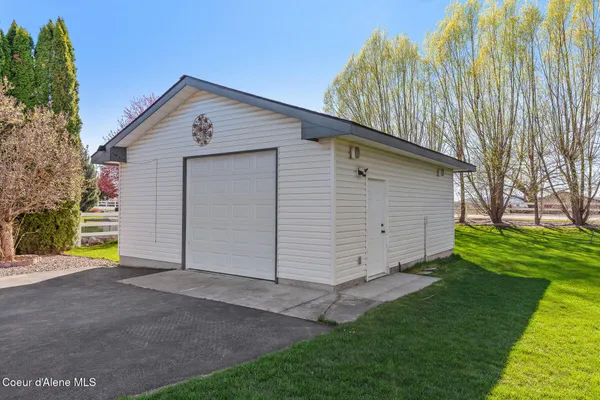 $899,900 | 2529 West Polo Green Avenue, Post Falls, ID 83854