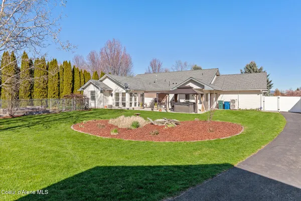 $899,900 | 2529 West Polo Green Avenue, Post Falls, ID 83854