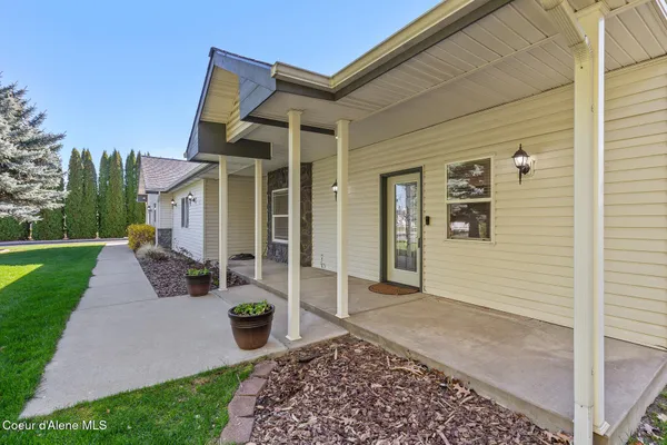 $899,900 | 2529 West Polo Green Avenue, Post Falls, ID 83854