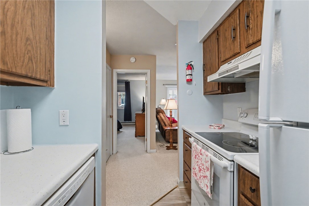 25 School Street, Unit 3S Westerly, RI 02891 - Photo 12 of 30