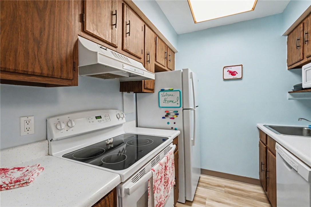 25 School Street, Unit 3S Westerly, RI 02891 - Photo 10 of 30