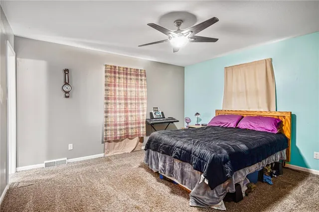 $299,900 | 2918 Kimbrough Lane, St. Joseph, MO 64506