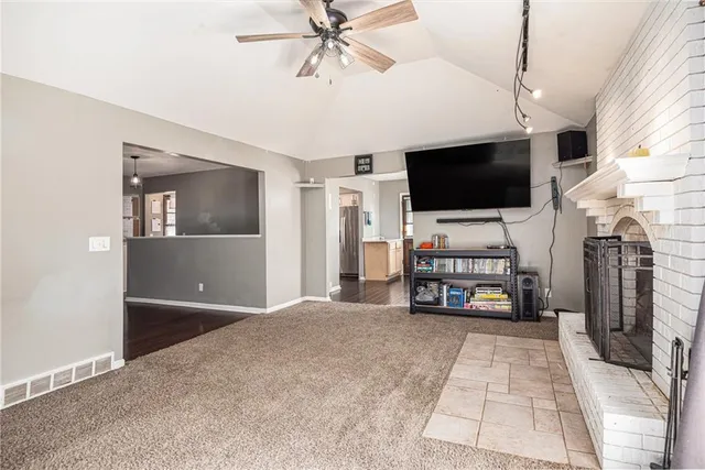 $299,900 | 2918 Kimbrough Lane, St. Joseph, MO 64506