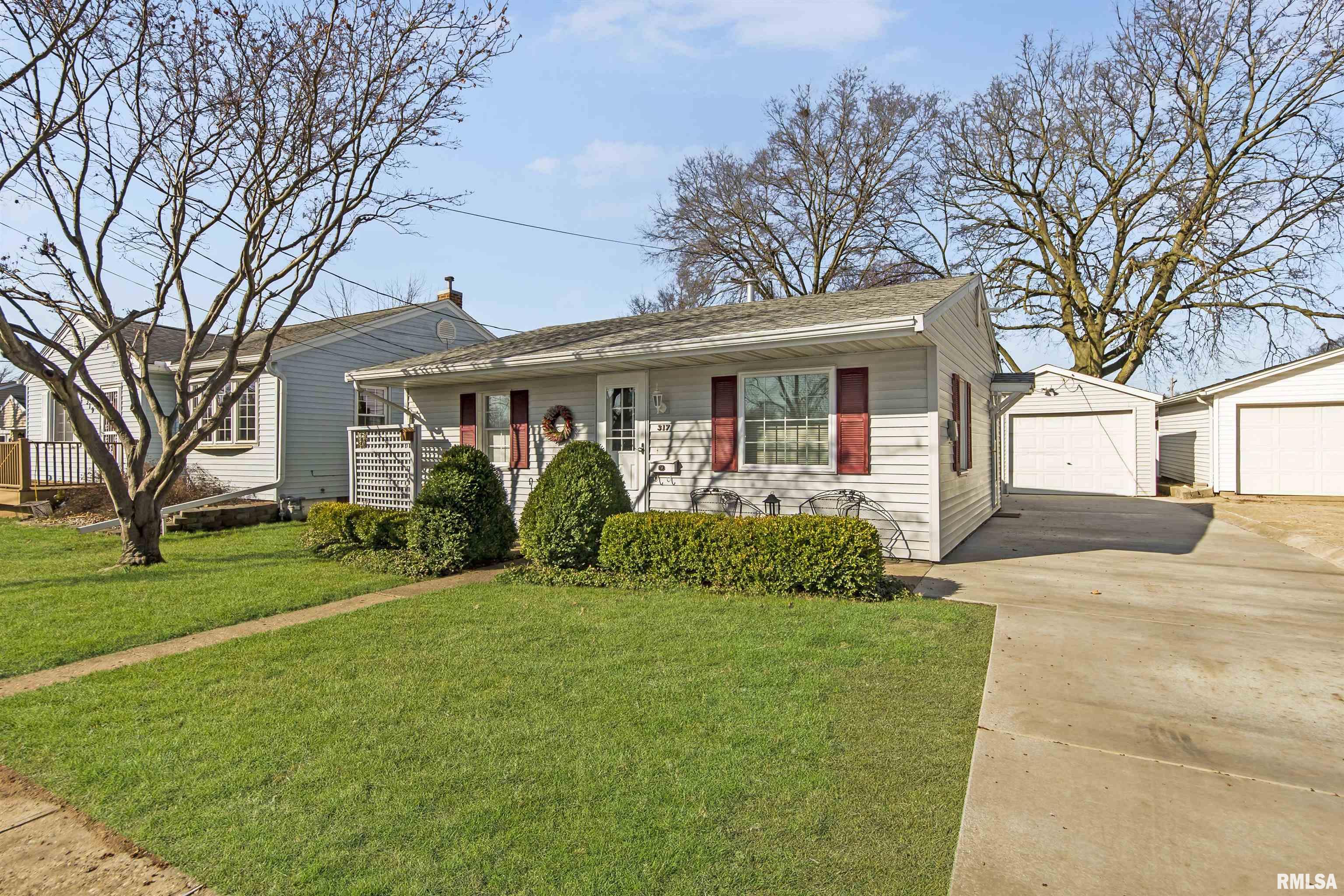 317 Barbara Road Pekin, IL 61554 - Photo 1 of 38 Gallery Image 1