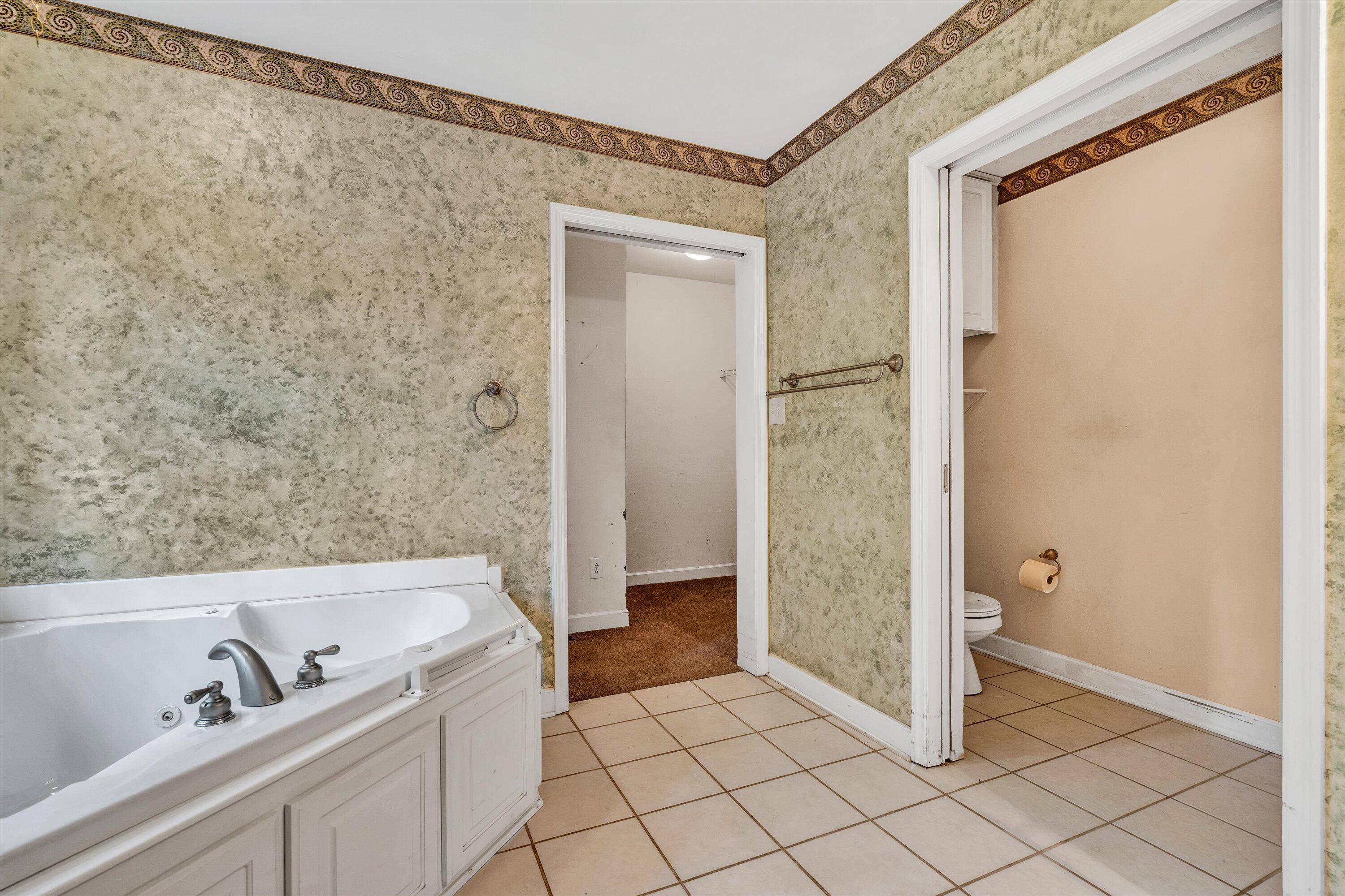 1137 Old Plantation Road Goodview, VA 24095 - Photo 18 of 43 17-DSC05942