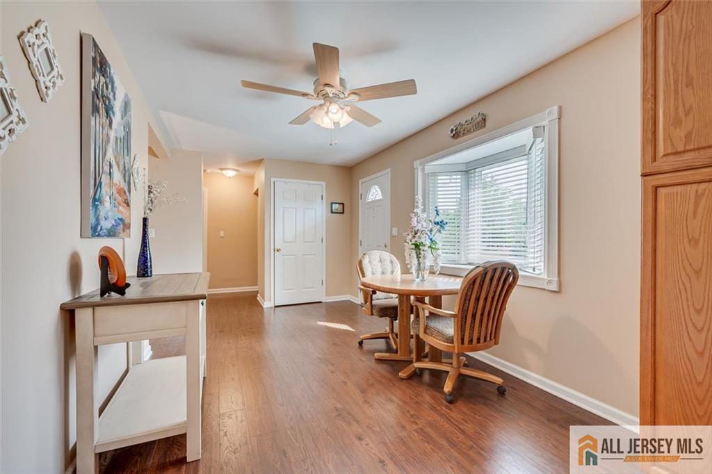 39 Kendall Road Kendall Park, NJ 08824 - Photo 10 of 41