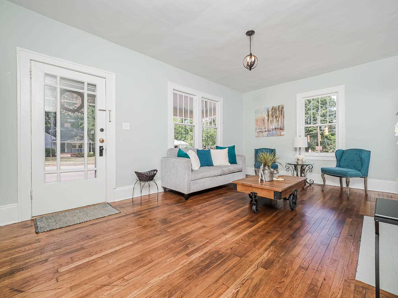310 East Whitaker Mill Road Raleigh, NC 27608 - Photo 4 of 22 Photo 4