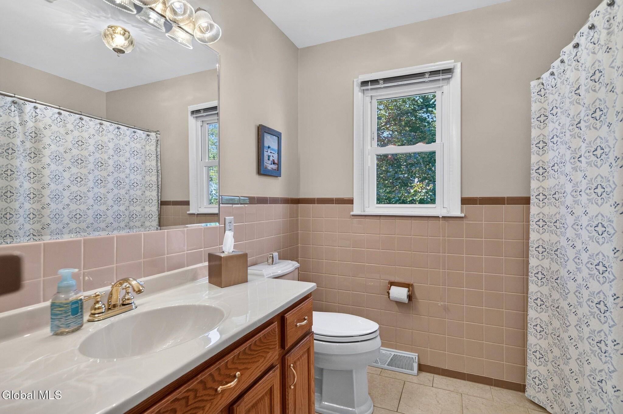 96 Forts Ferry Road Colonie, NY 12110 - Photo 10 of 25 Interior 07