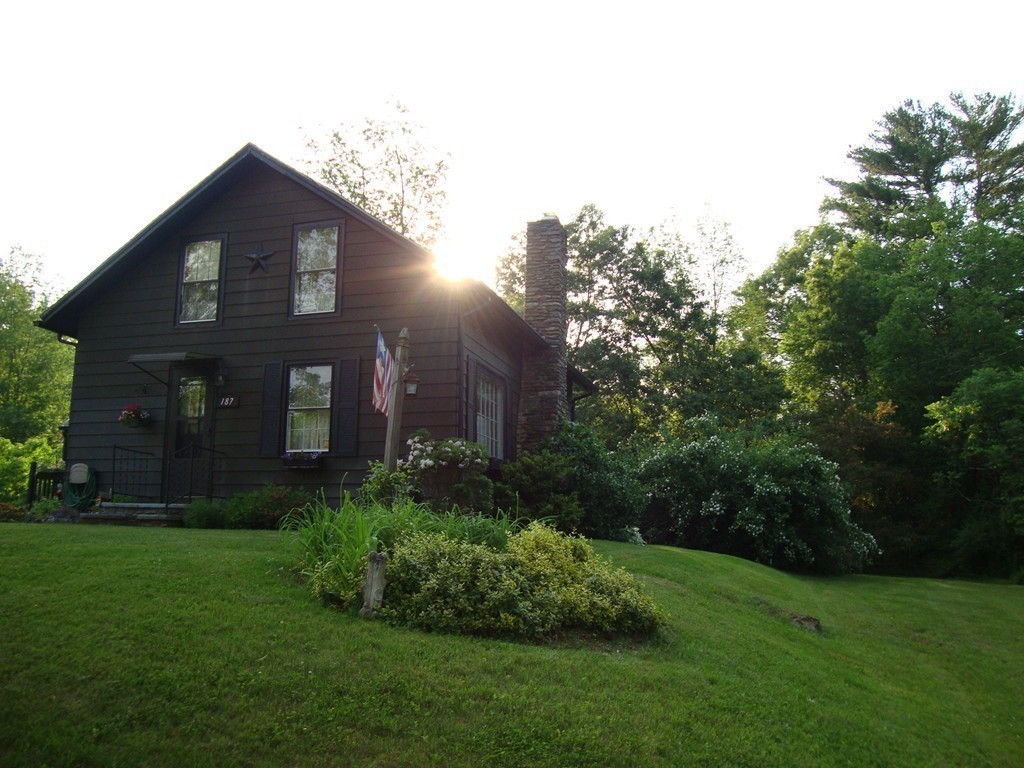 187 New Boston Road Sturbridge, MA 01566 - Photo 2 of 27