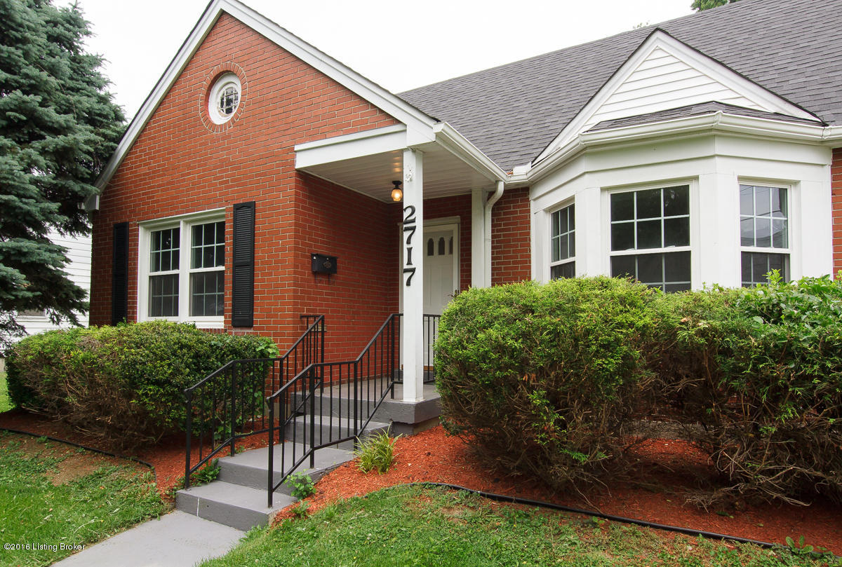 2717 Ralph Avenue Louisville, KY 40216 - Photo 3 of 39 2717 Ralph Ave-5