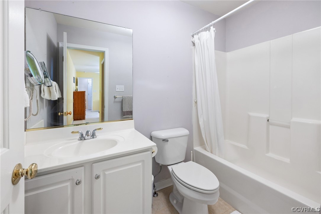 5000 Park Commons Loop Glen Allen, VA 23059 - Photo 28 of 32 a bathroom with a sink toilet and shower