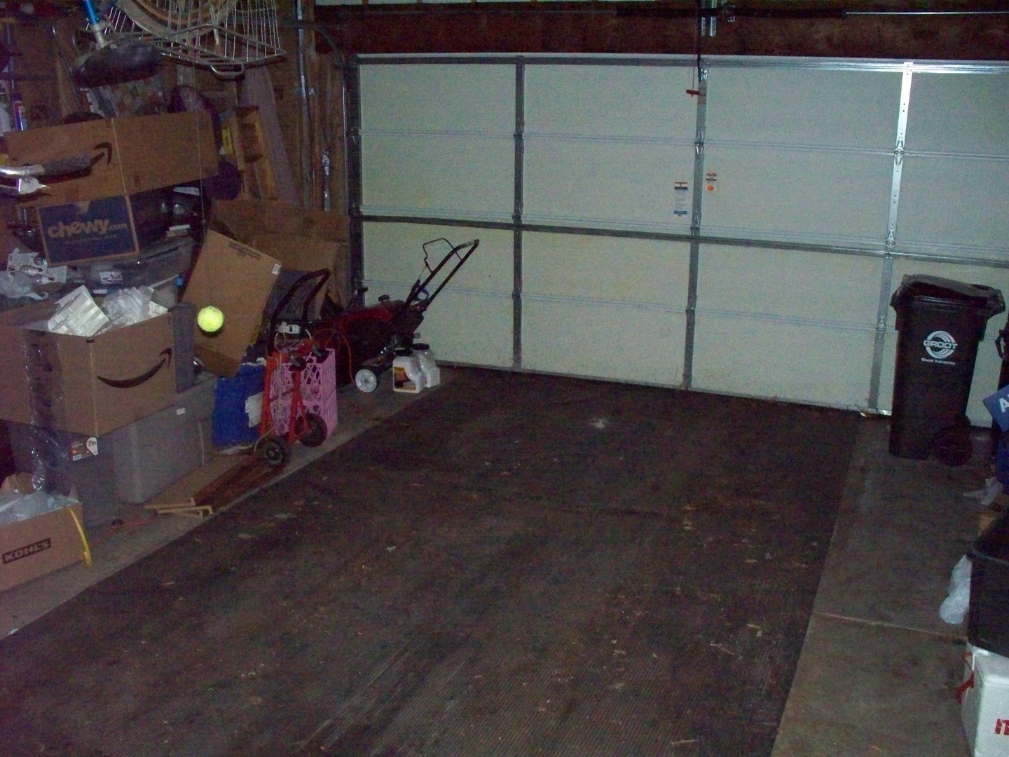 513 Appleton Drive Batavia, IL 60510 - Photo 31 of 31 a view of an empty room with wooden floor