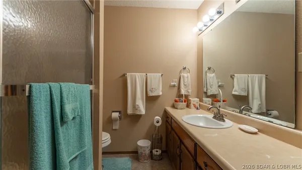 $189,000 | 1130 Rachel Road, Unit 202, Osage Beach, MO 65065