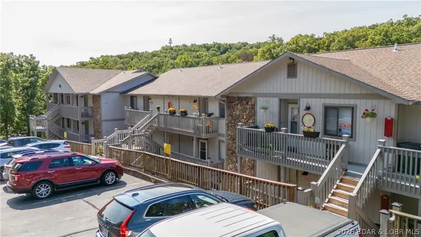 $189,000 | 1130 Rachel Road, Unit 202, Osage Beach, MO 65065