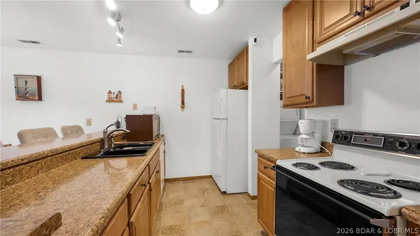 $189,000 | 1130 Rachel Road, Unit 202, Osage Beach, MO 65065