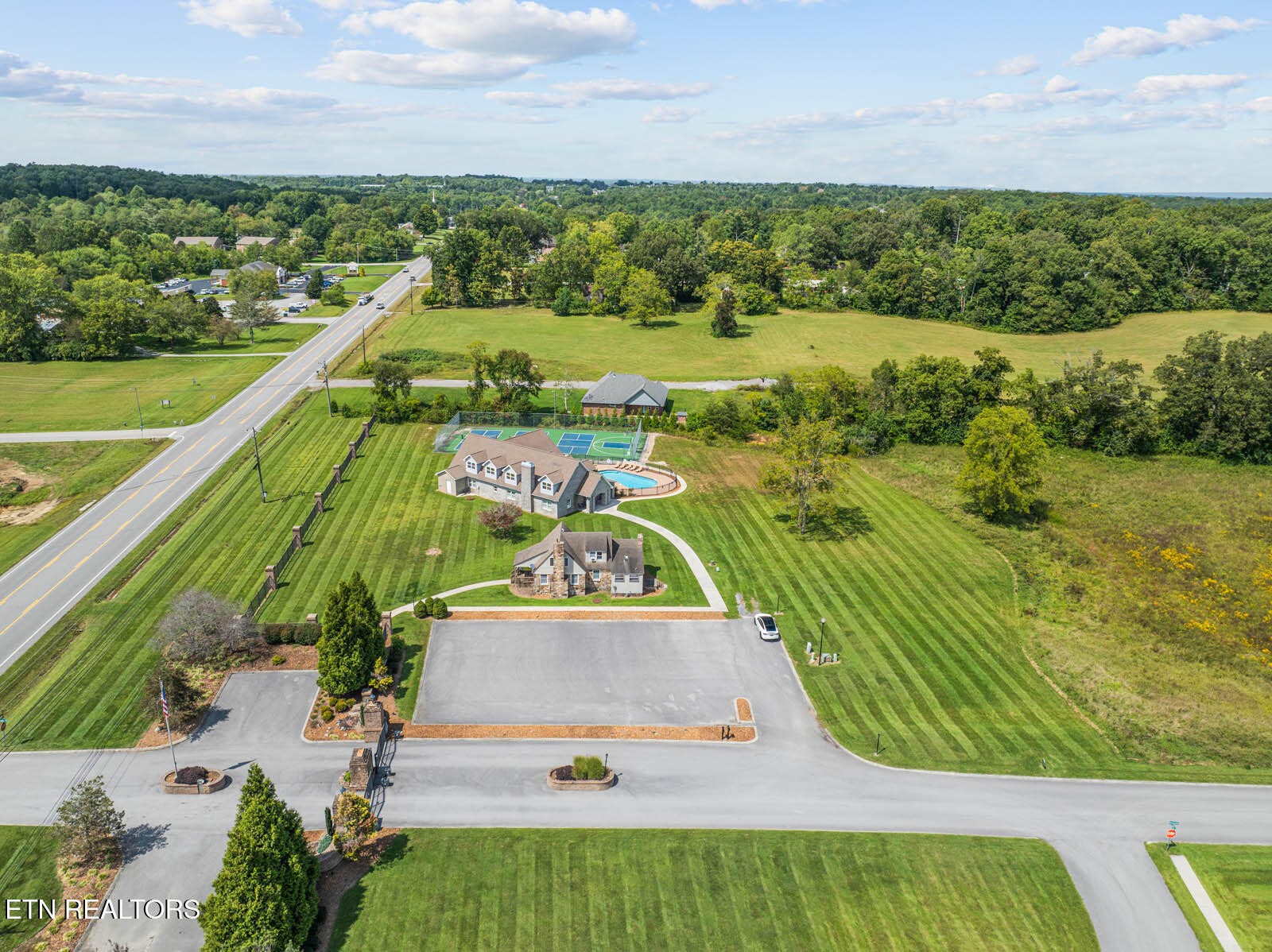 49 Tomlon Road Crossville, TN 38555 - Photo 15 of 25 Gallery Image 15