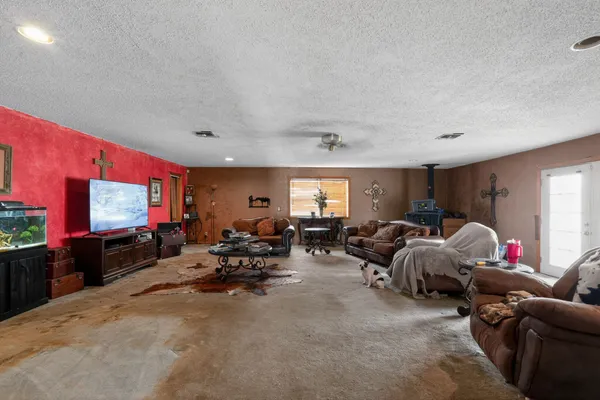 $135,500 | 329 North Briscoe Avenue, Tulia, TX 79088
