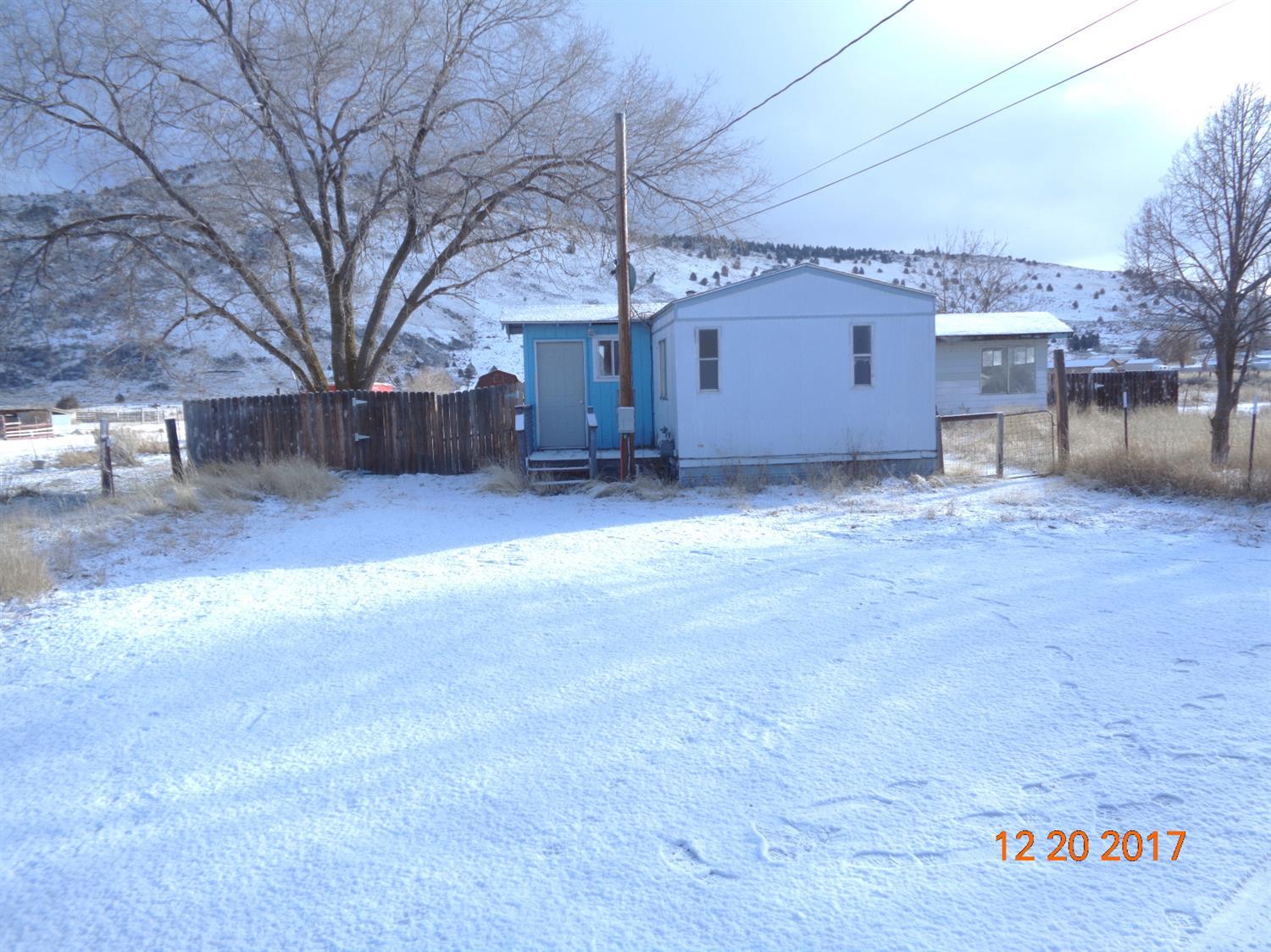 5473 Wocus Road Klamath Falls, OR 97601 - Photo 1 of 12 Primary Photo