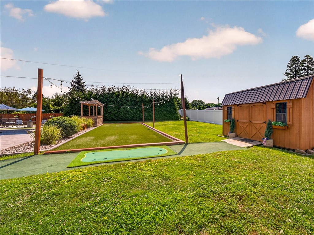798 Flynn Road Greece, NY 14612 - Photo 10 of 48