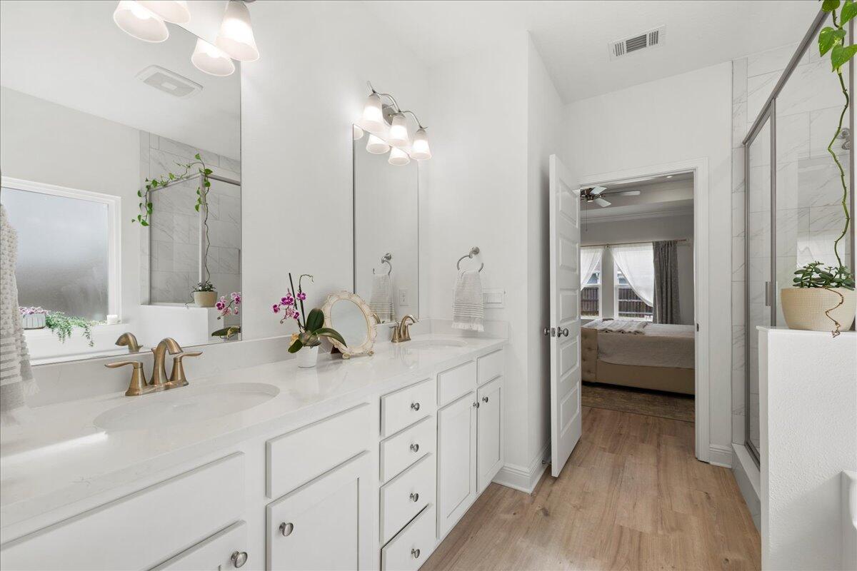 613 Las Roblas Grande Drive Santa Rosa Beach, FL 32459 - Photo 23 of 36 Primary Bath