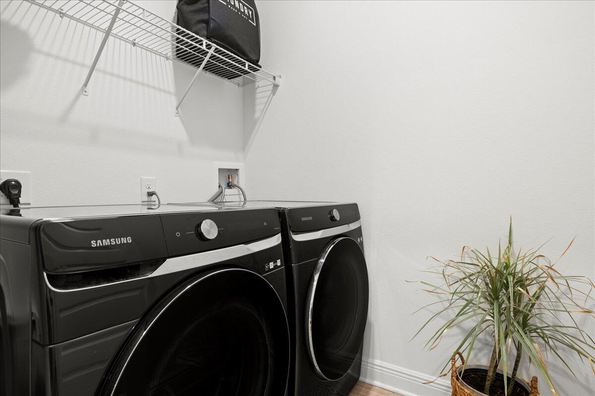 613 Las Roblas Grande Drive Santa Rosa Beach, FL 32459 - Photo 26 of 36 Laundry Room
