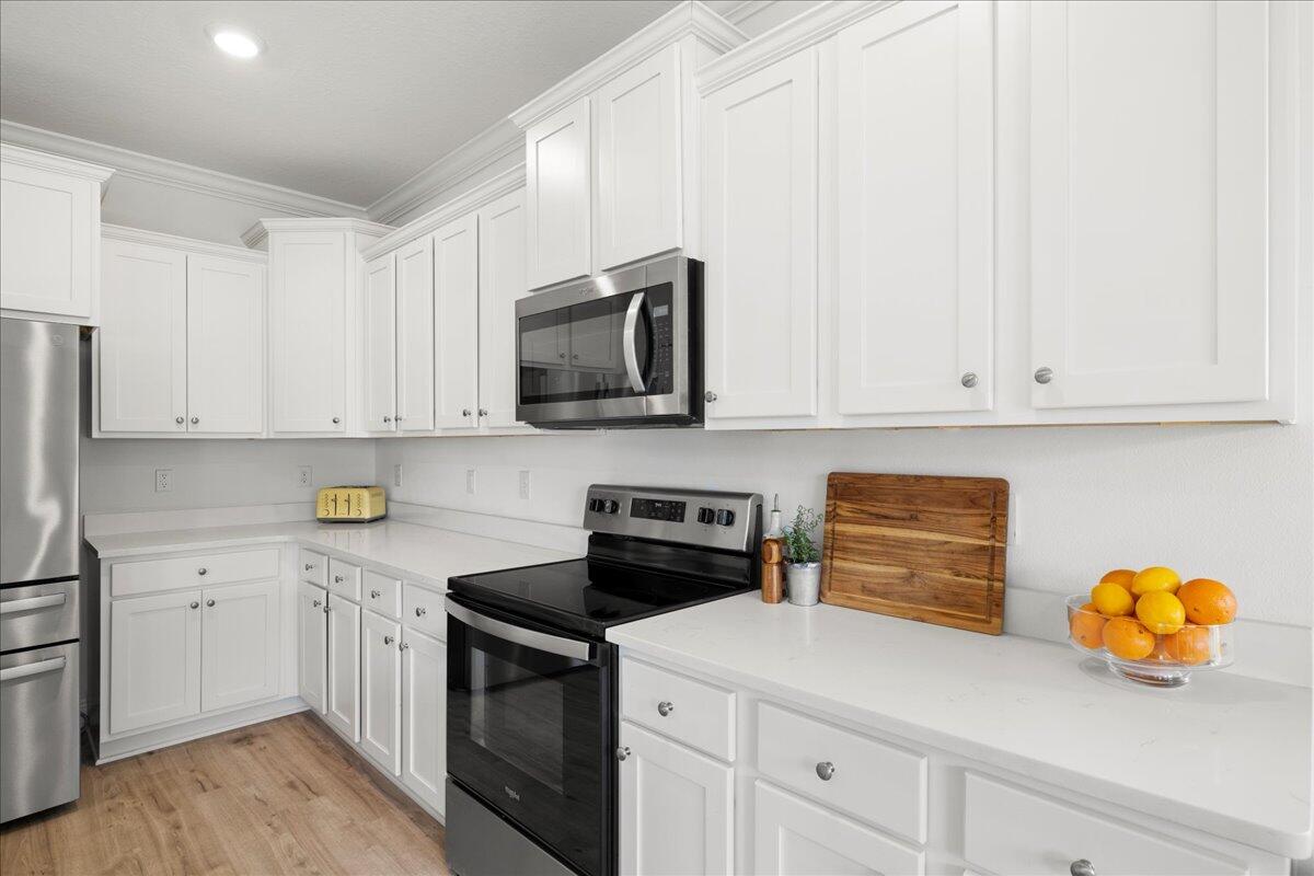 613 Las Roblas Grande Drive Santa Rosa Beach, FL 32459 - Photo 3 of 36 Kitchen