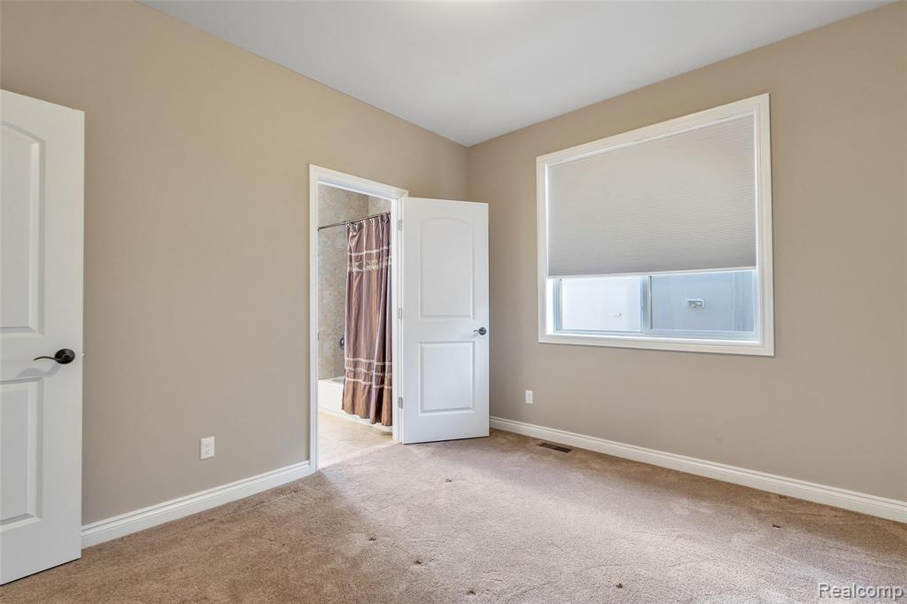 51640 Sass Road Chesterfield, MI 48047 - Photo 19 of 42