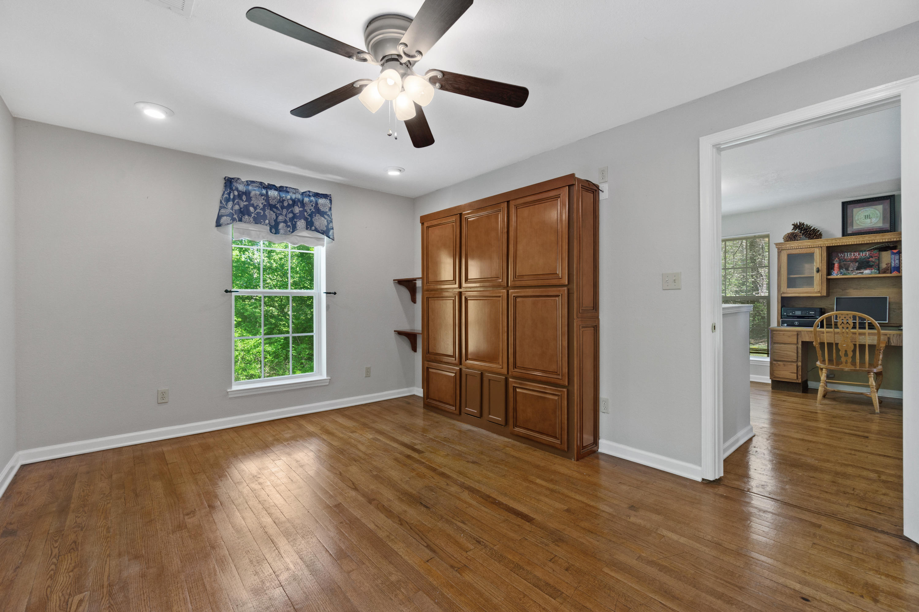 6661 Sandswitch Road Hixson, TN 37343 - Photo 34 of 57 Bedroom 1 off home office