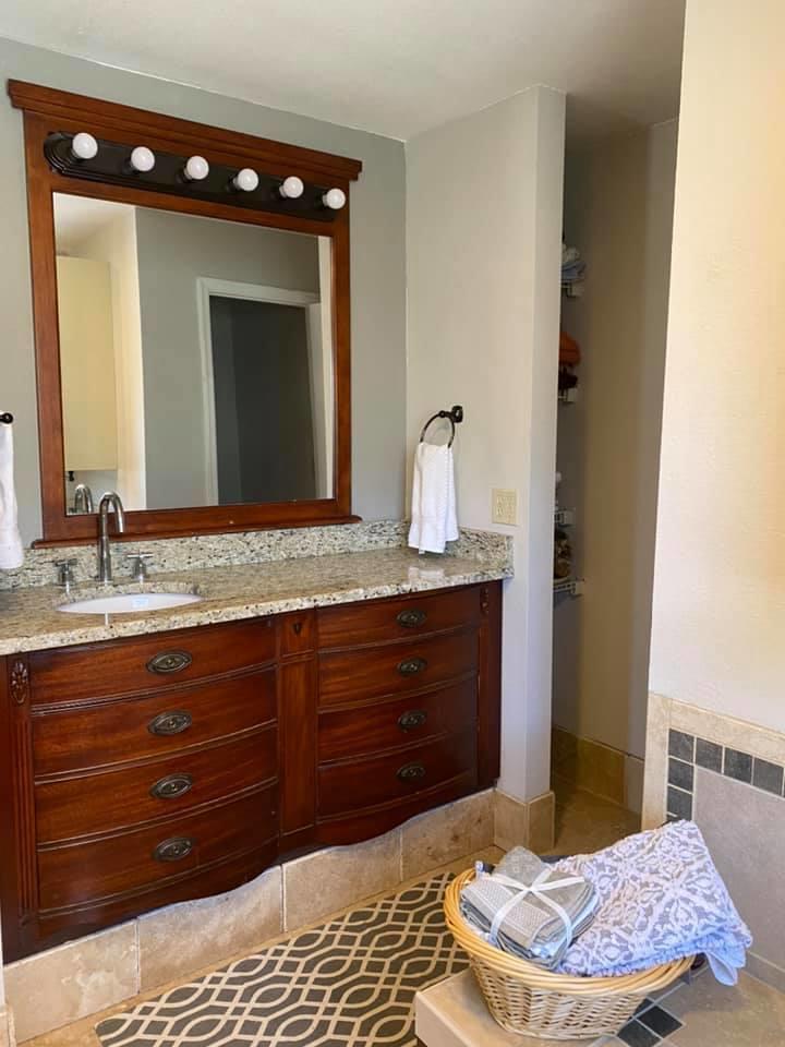 6661 Sandswitch Road Hixson, TN 37343 - Photo 35 of 57 Antique vanity with granite in master su