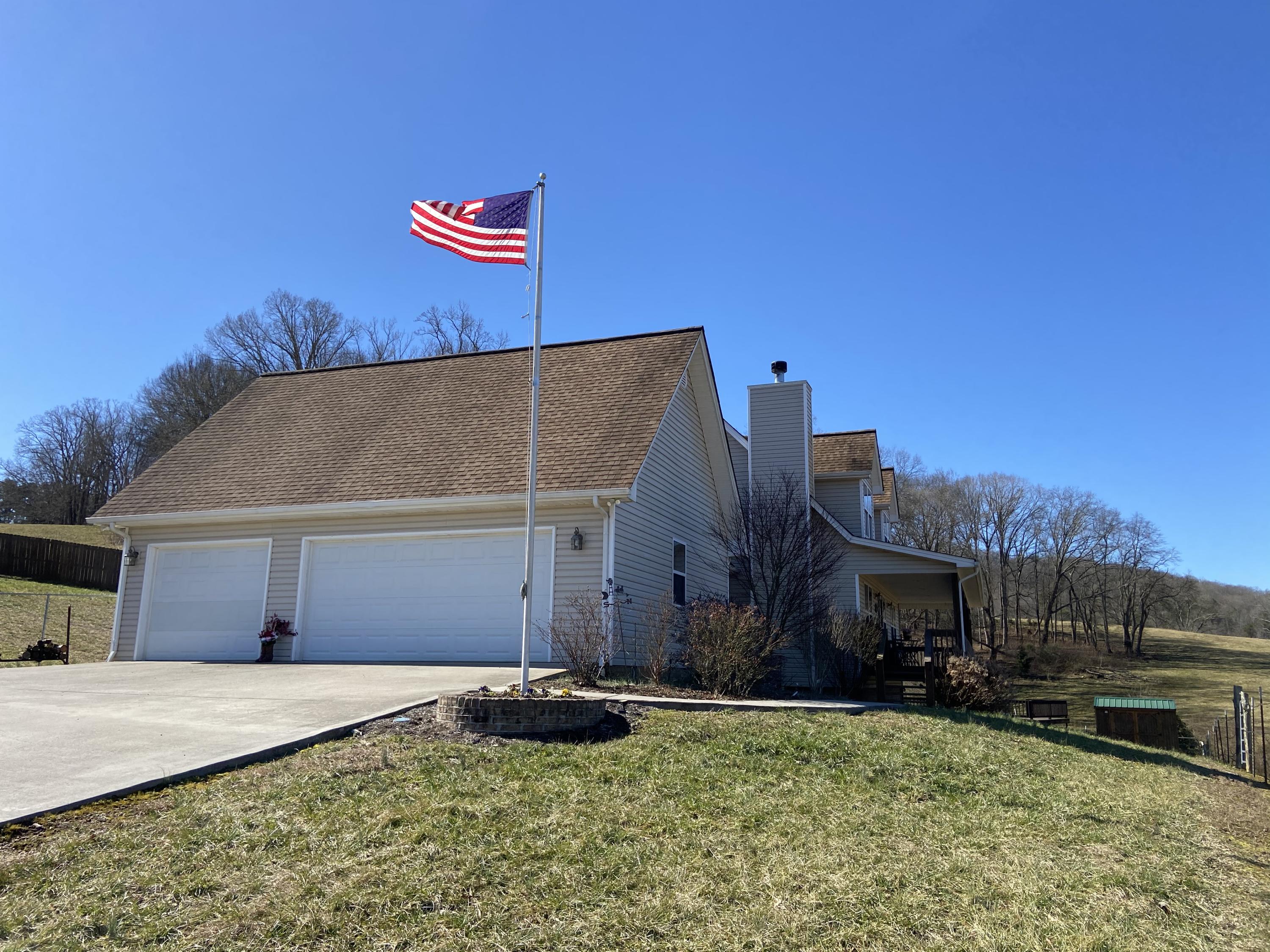 2433 Lynx Road New Market, TN 37820 - Photo 3 of 40 Photo Feb 23, 11 17 32 AM
