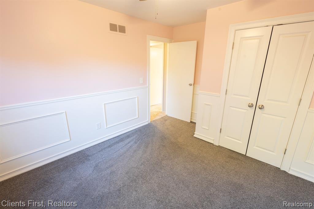 584 Worthington Road Canton, MI 48188 - Photo 17 of 30