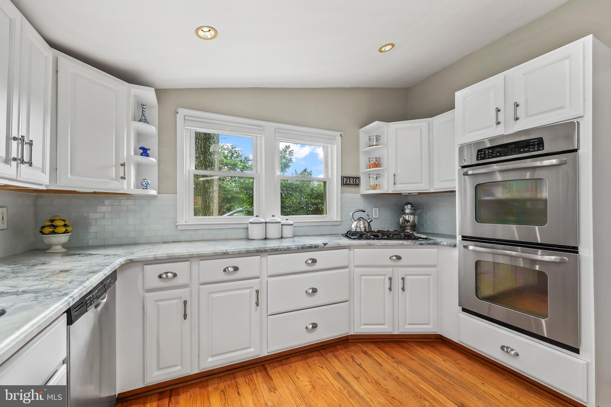 1229 Reston Avenue Herndon, VA 20170 - Photo 13 of 64
