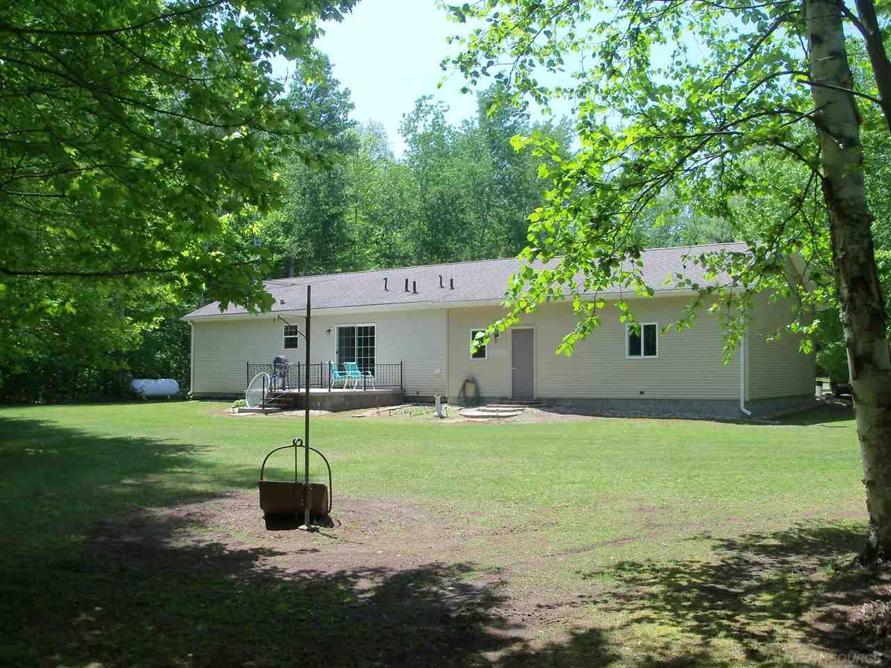1644 North Huron View Road Port Sanilac, MI 48469 - Photo 10 of 27 Gallery Image 10