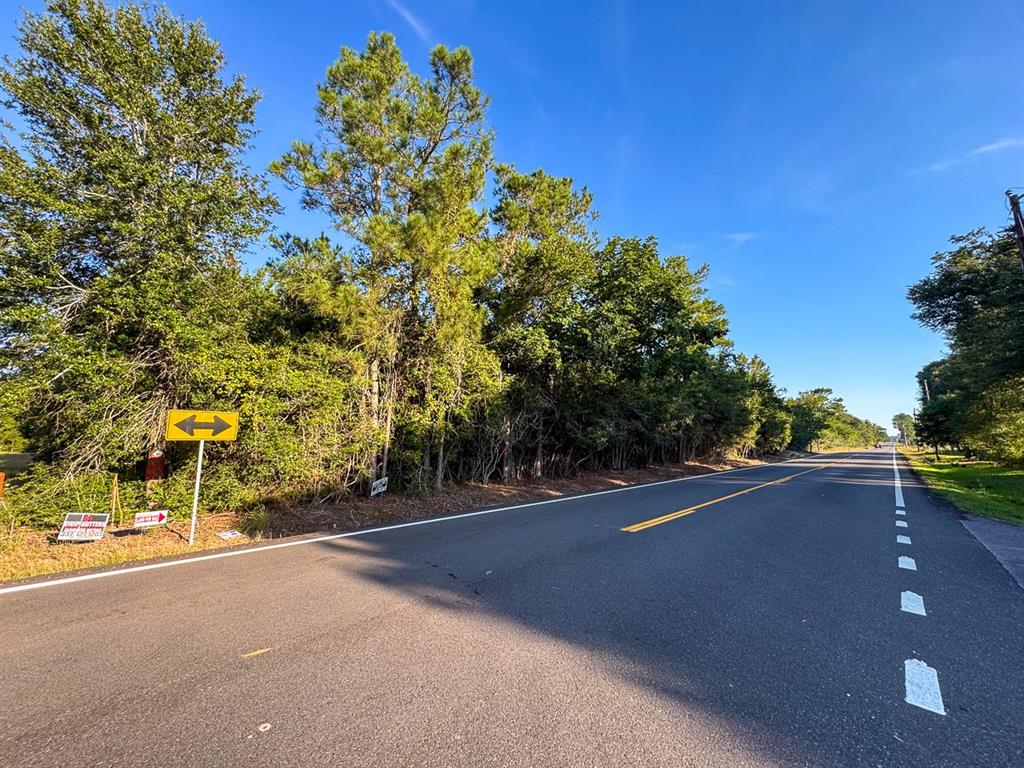 1 Edgerly Road Dequincy, LA 70633 - Photo 8 of 15 a view of a street with a building in the background
