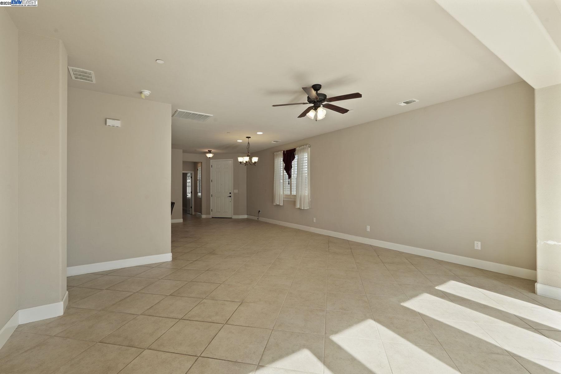 2961 Clear Pt Way Manteca, CA 95336 - Photo 23 of 54 a view of an empty room