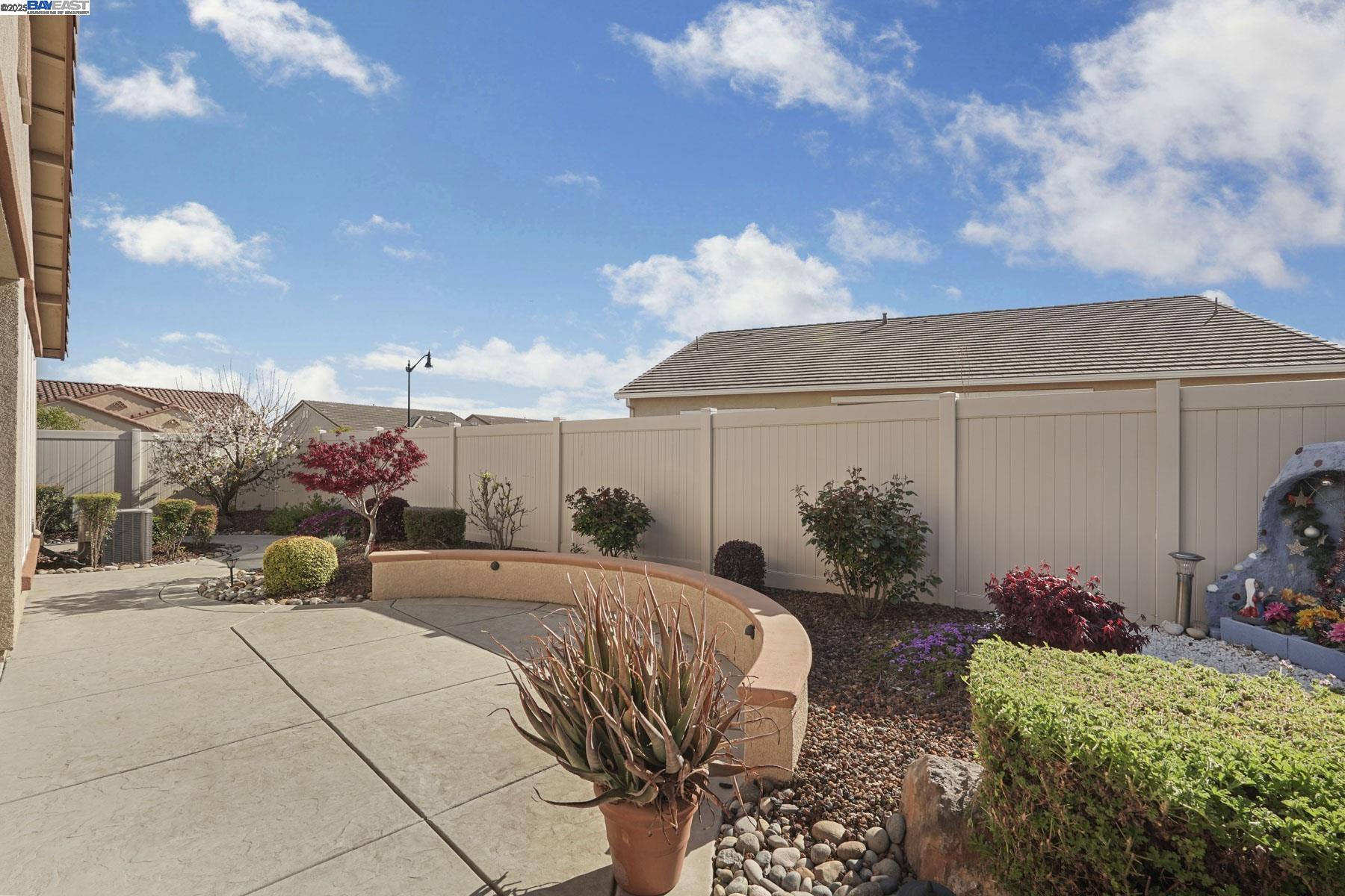 2961 Clear Pt Way Manteca, CA 95336 - Photo 38 of 54 a view of a patio with furniture and a potted plants