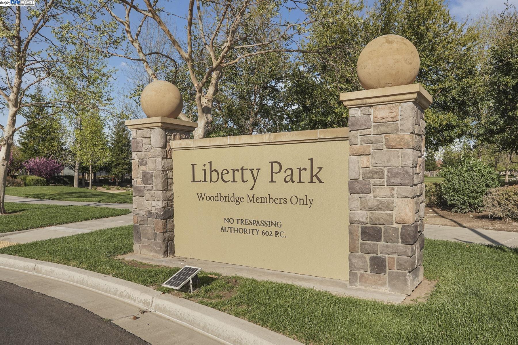 2961 Clear Pt Way Manteca, CA 95336 - Photo 47 of 54 a view of outdoor space with garden and entertaining space