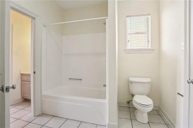 $475,000 | 87 Chateau Du Lac, Kenner, LA 70065