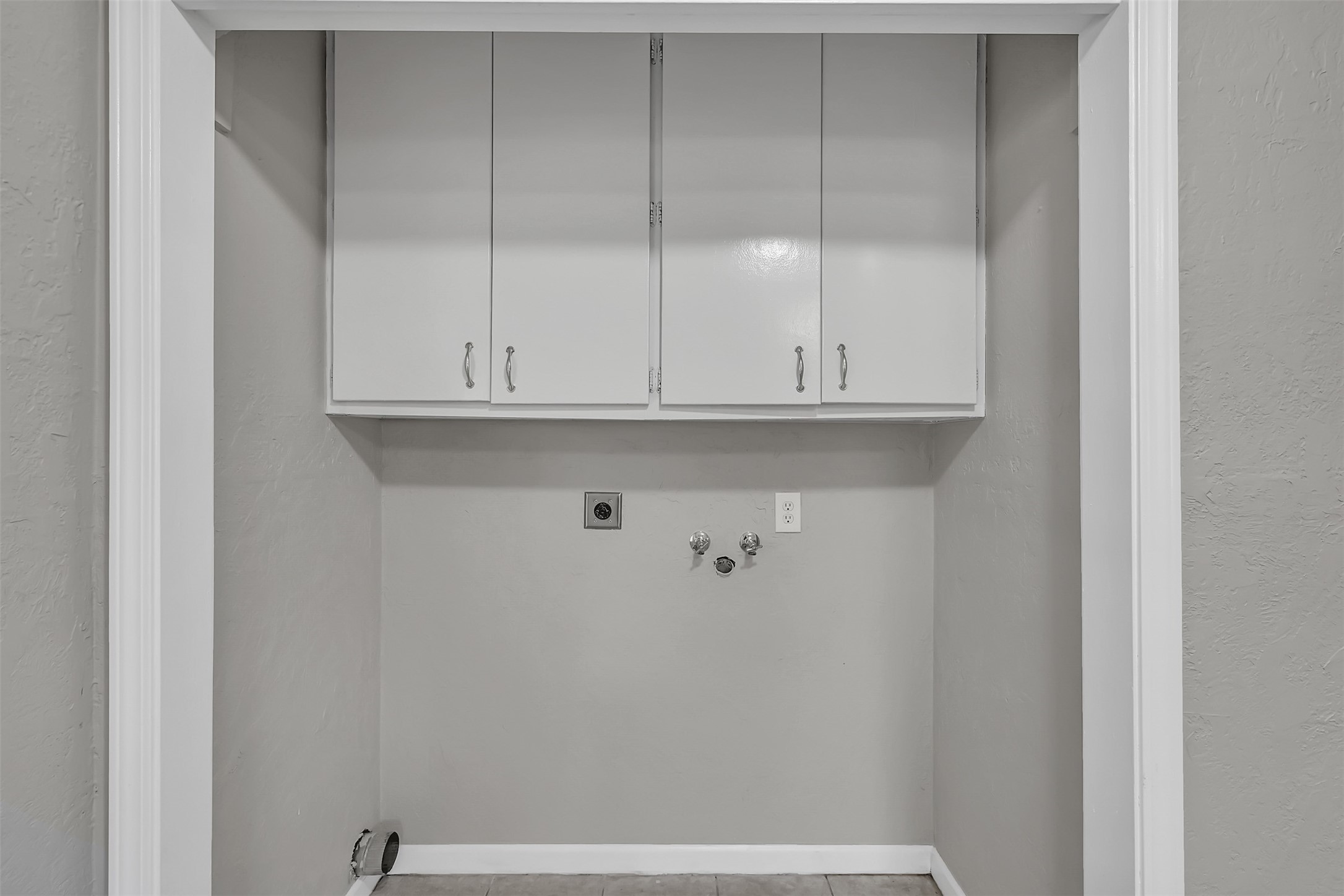 29806 Lazy Lane Spring, TX 77386 - Photo 7 of 22 a view of cabinets